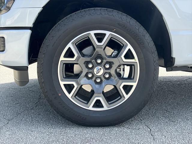 Photo of 2025 Space White Metallic Ford F-150