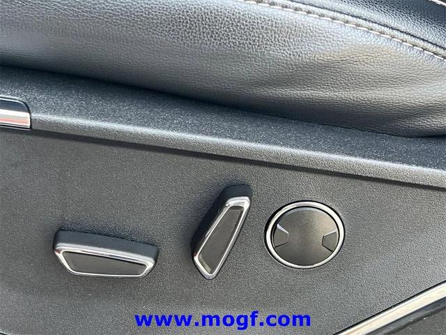 Photo of 2022 Rapid Red Metallic Tinted Clearcoat Ford F-150