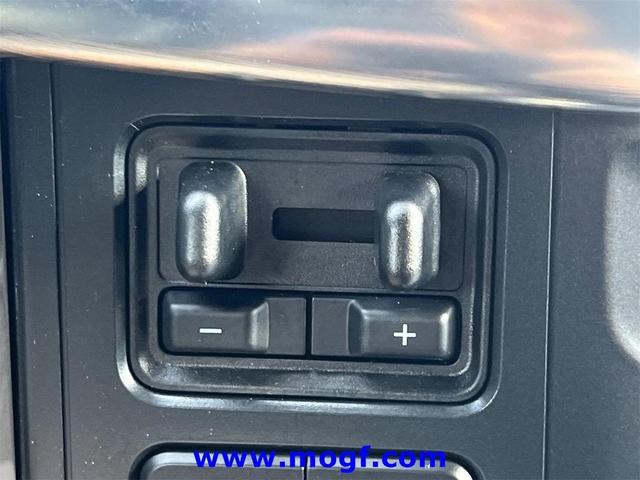 Photo of 2022 Rapid Red Metallic Tinted Clearcoat Ford F-150
