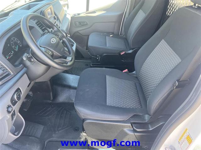 Photo of 2024 Oxford White Ford Transit-250