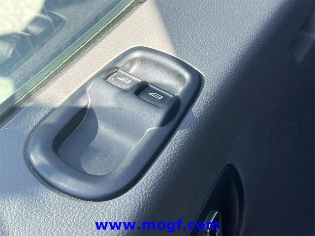 Photo of 2024 Oxford White Ford Transit-250
