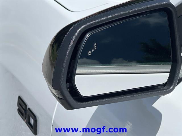 Photo of 2024 Oxford White Ford Mustang