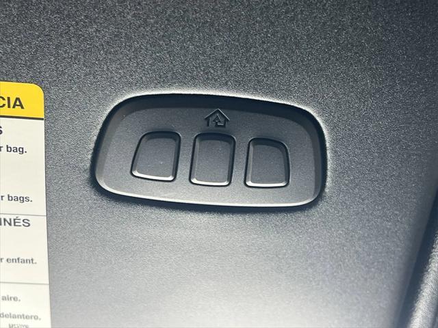 Photo of 2025 Oxford White Ford Bronco