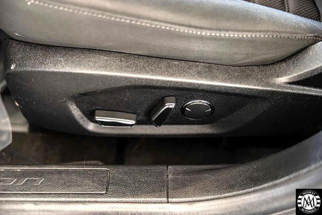 Photo of 2019 GRAY Ford Fusion