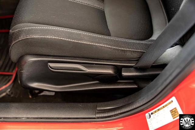 Photo of 2017 RED Honda Civic