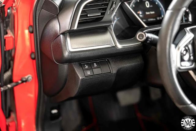Photo of 2017 RED Honda Civic