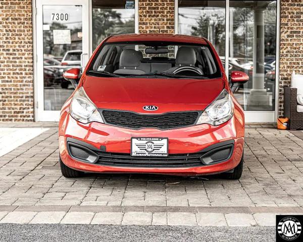 Photo of 2013 RED Kia Rio