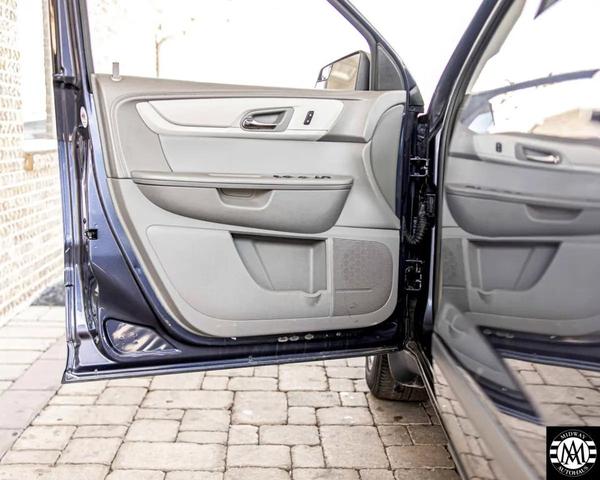 Photo of 2014 BLUE Chevrolet Traverse