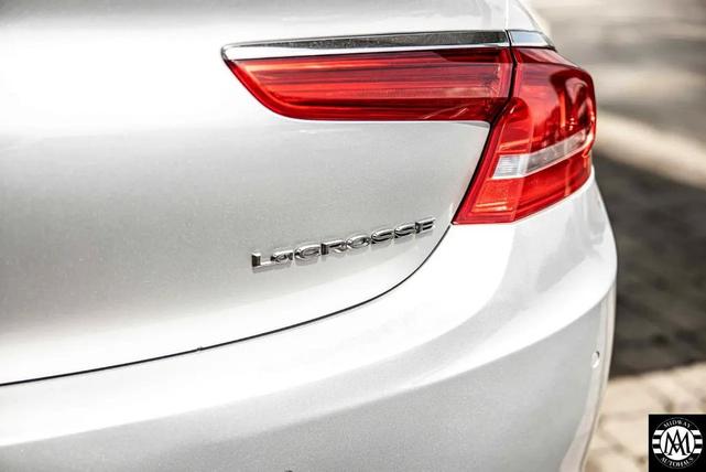 Photo of 2017 Silver Buick LaCrosse