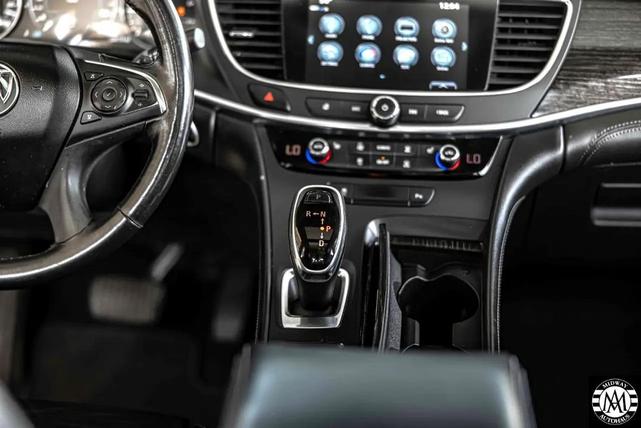 Photo of 2017 Silver Buick LaCrosse