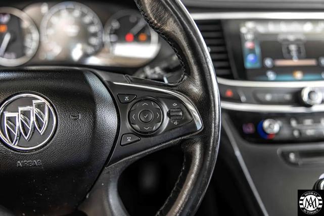 Photo of 2017 Silver Buick LaCrosse