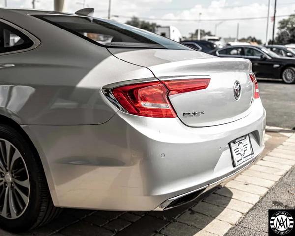 Photo of 2017 Silver Buick LaCrosse