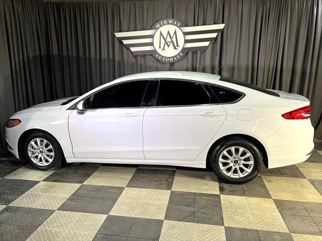 Photo of 2018 WHITE Ford Fusion