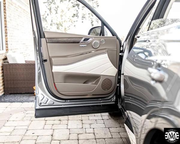 Photo of 2024 Silver Genesis GV80