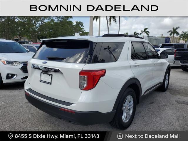 Photo of 2023 Star White Metallic Tri-Coat Ford Explorer