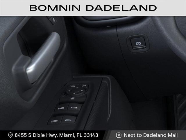 Photo of 2025 Summit White Chevrolet Silverado 1500