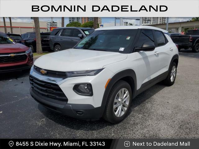 Photo of 2023 Summit White Chevrolet Trailblazer