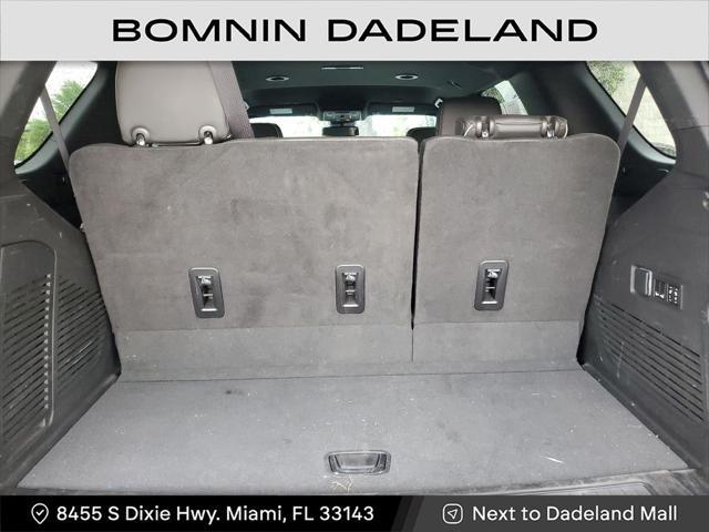 Photo of 2023 Silver Sage Metallic Chevrolet Tahoe