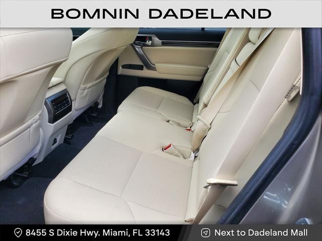 Photo of 2023 Atomic Silver Lexus GX 460