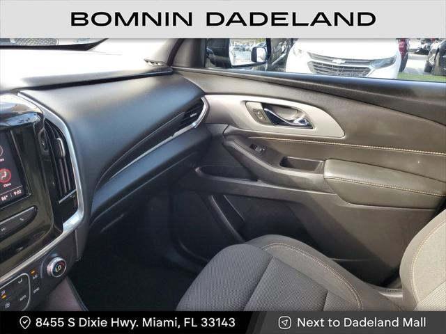 Photo of 2020 Mosaic Black Metallic Chevrolet Traverse