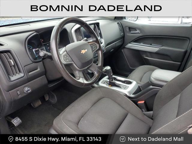 Photo of 2018 Kinetic Blue Metallic Chevrolet Colorado