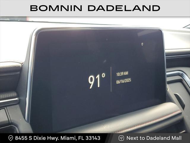 Photo of 2023 Summit White Chevrolet Suburban