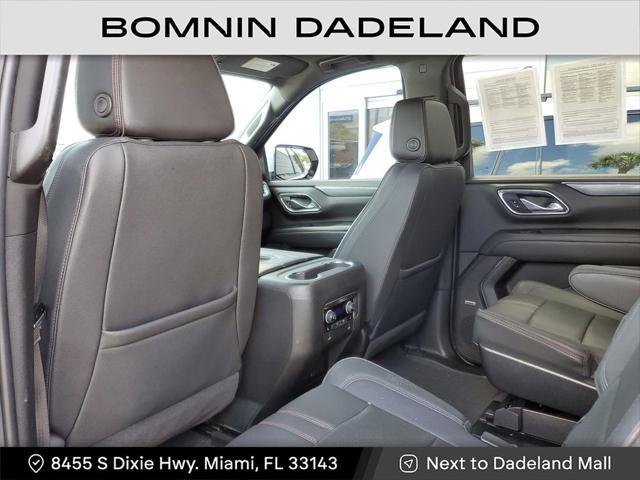 Photo of 2023 Summit White Chevrolet Suburban