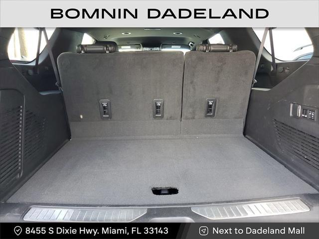 Photo of 2023 Summit White Chevrolet Suburban