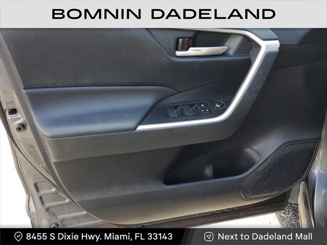 Photo of 2019 Magnetic Gray Toyota RAV4