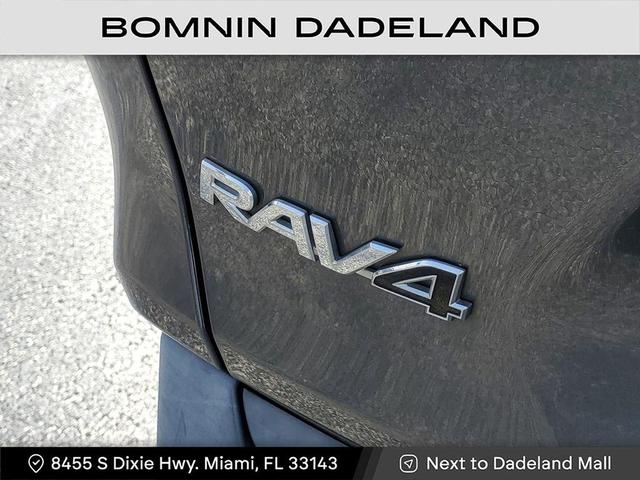 Photo of 2019 Magnetic Gray Toyota RAV4