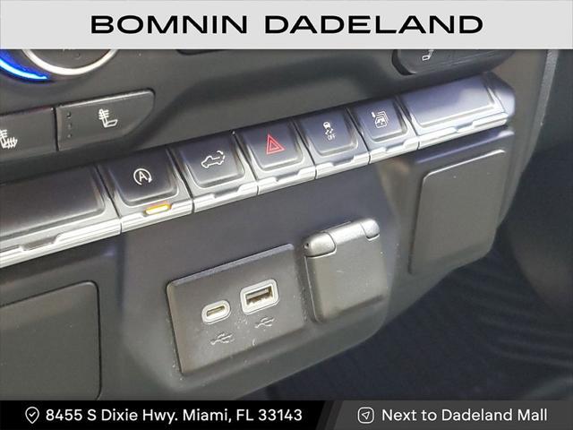 Photo of 2021 Black Chevrolet Silverado 1500