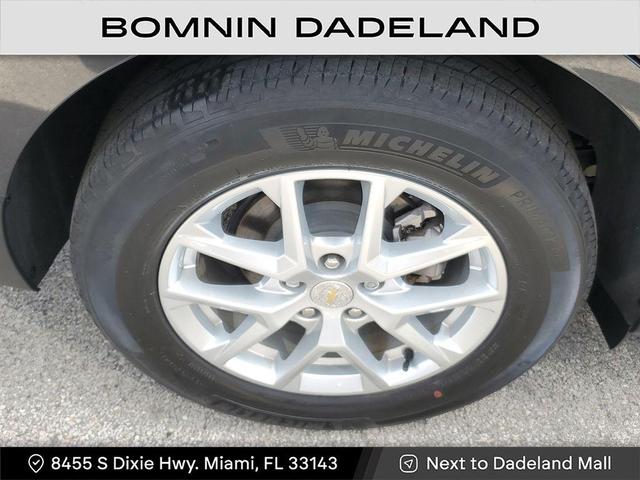 Photo of 2022 Iron Gray Metallic Chevrolet Equinox