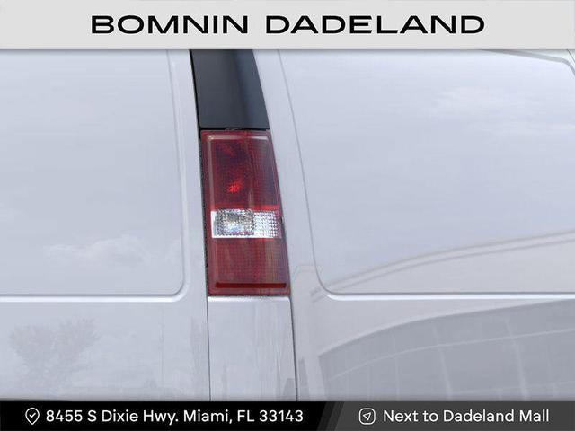 Photo of 2025 Summit White Chevrolet Express 2500