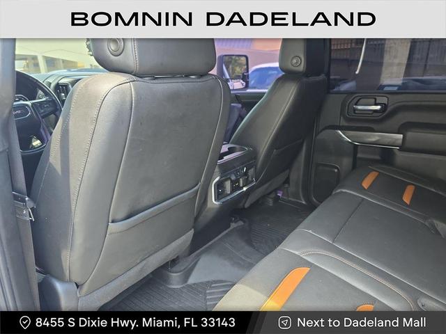 Photo of 2020 Summit White GMC Sierra 2500