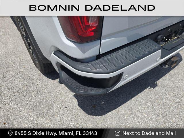 Photo of 2020 Summit White GMC Sierra 2500