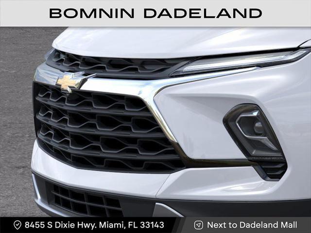 Photo of 2025 Summit White Chevrolet Blazer