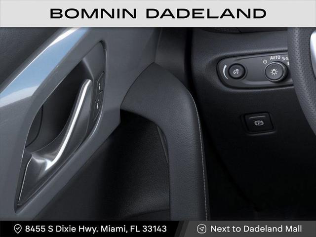 Photo of 2025 Summit White Chevrolet Blazer