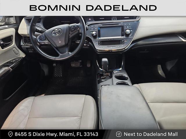 Photo of 2016 Blizzard Pearl Toyota Avalon