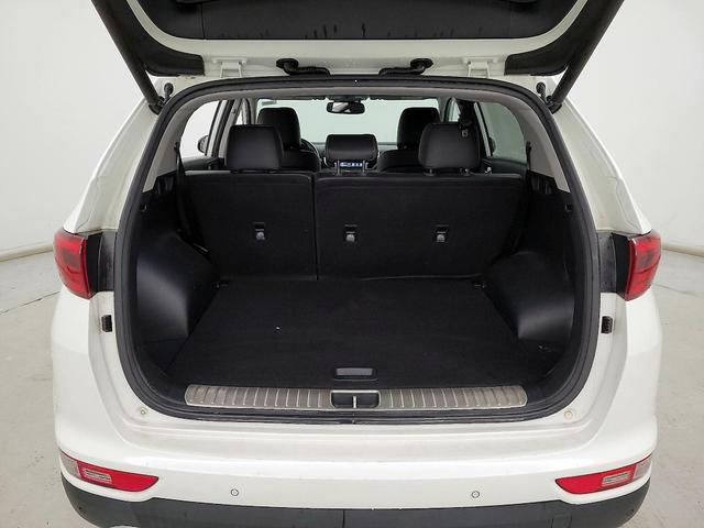 Photo of 2019 White Kia Sportage