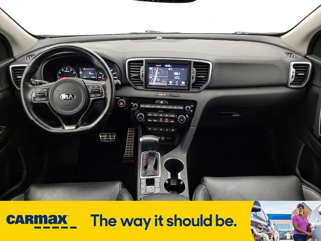 Photo of 2019 White Kia Sportage
