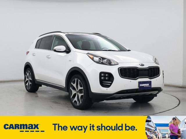 Photo of 2019 White Kia Sportage