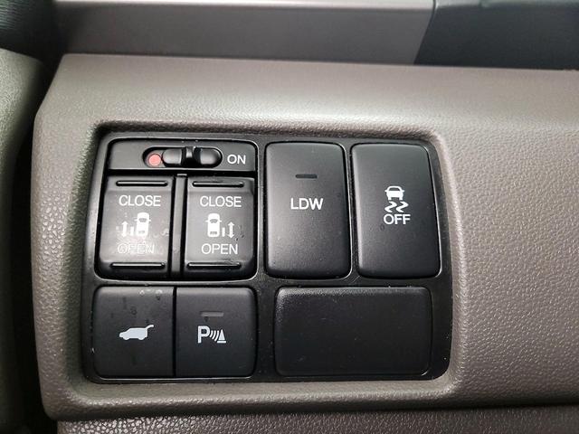 Photo of 2014 Gray Honda Odyssey