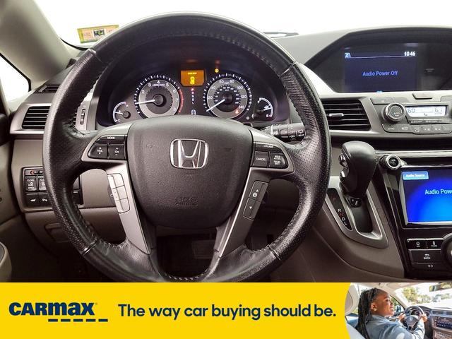 Photo of 2014 Gray Honda Odyssey