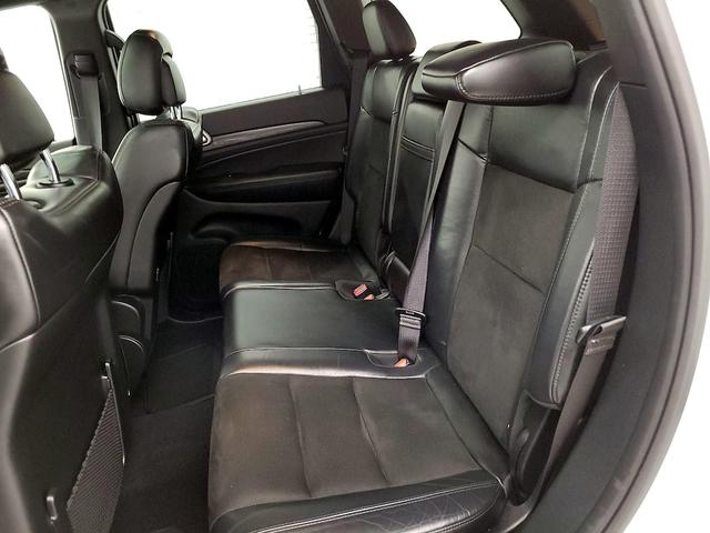 Photo of 2019 White Jeep Grand Cherokee