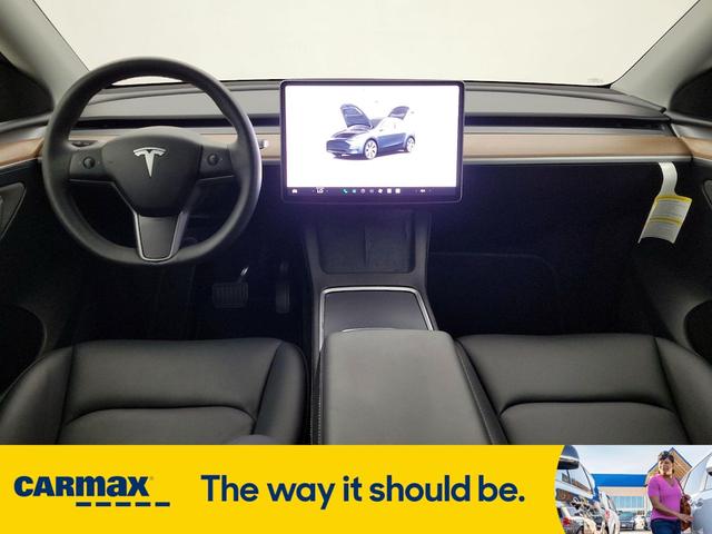 Photo of 2024 Gray Tesla Model Y