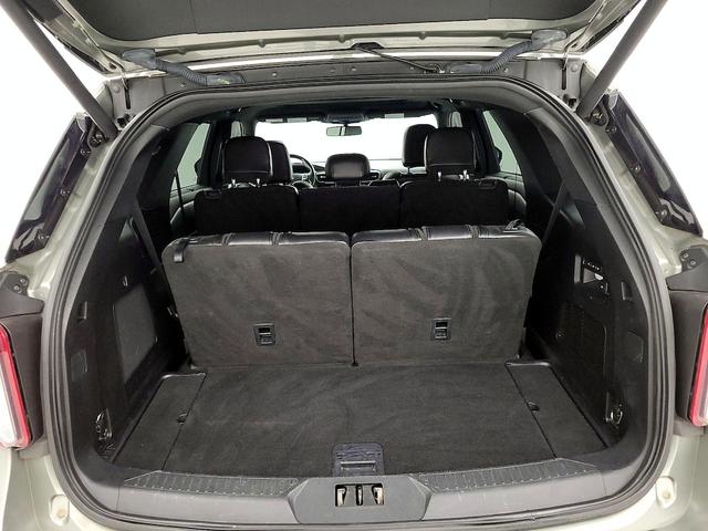 Photo of 2020 Green Ford Explorer