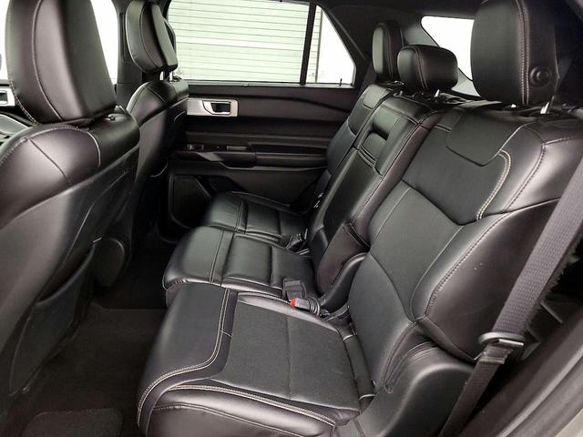 Photo of 2020 Green Ford Explorer