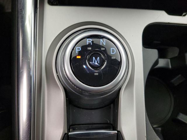 Photo of 2020 Green Ford Explorer