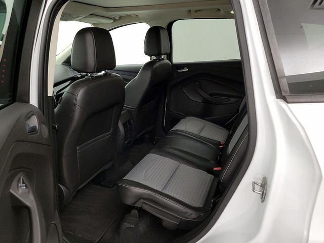 Photo of 2017 White Ford Escape