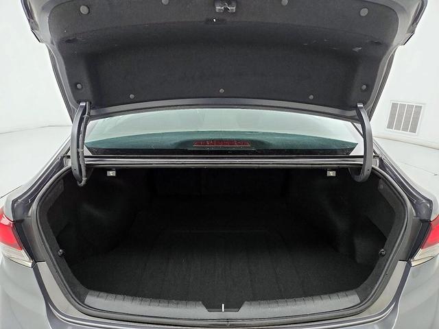 Photo of 2018 Gray Hyundai SONATA